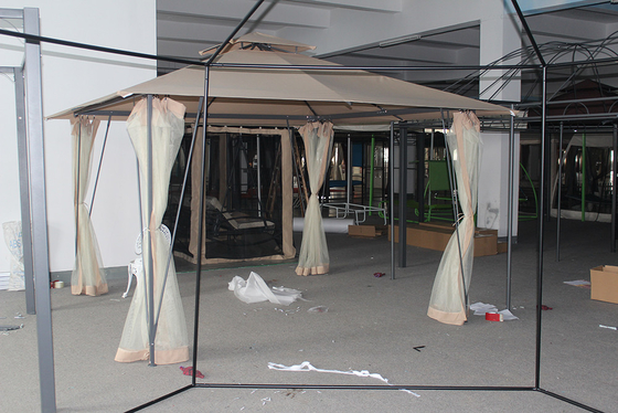 Εξωτερική οδική ηλιακή οθόνη Αλουμινίου Gazebo με αναδιπλούμενο πλαίσιο και 3,5 * 3,5 * 2,67M μέγεθος
