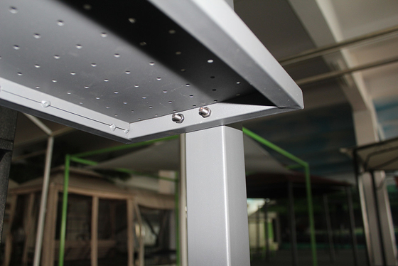 Ατσάλινο πλαίσιο Gazebo Pavilion Pergola με μέγεθος 2.45*1.37*2.15M και αναδιπλούμενο σχέδιο