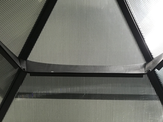 Αλουμινένιο πλαίσιο 2x2x2x2.8M Έξαγωνική σκληρή βεράντα για προστασία από τον ήλιο και χαλάρωση